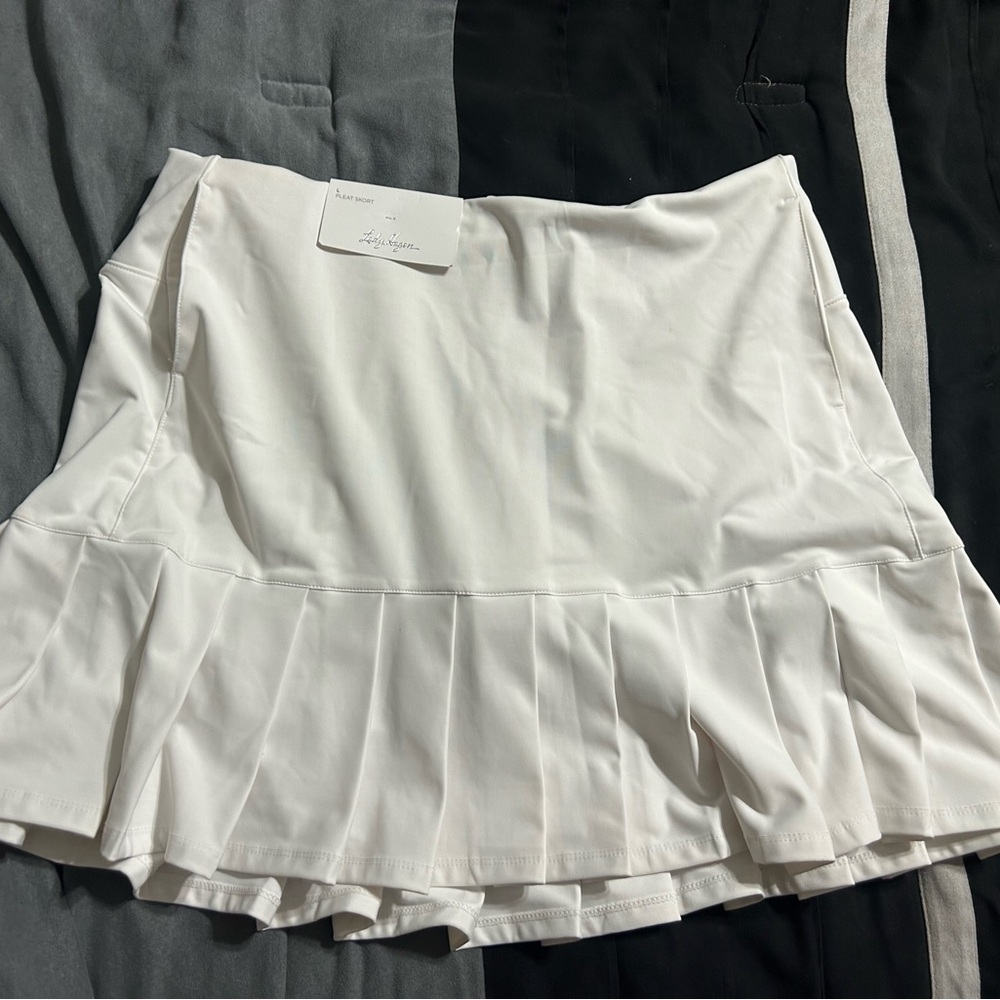 NWT Lady Hagen White Pleated Skort